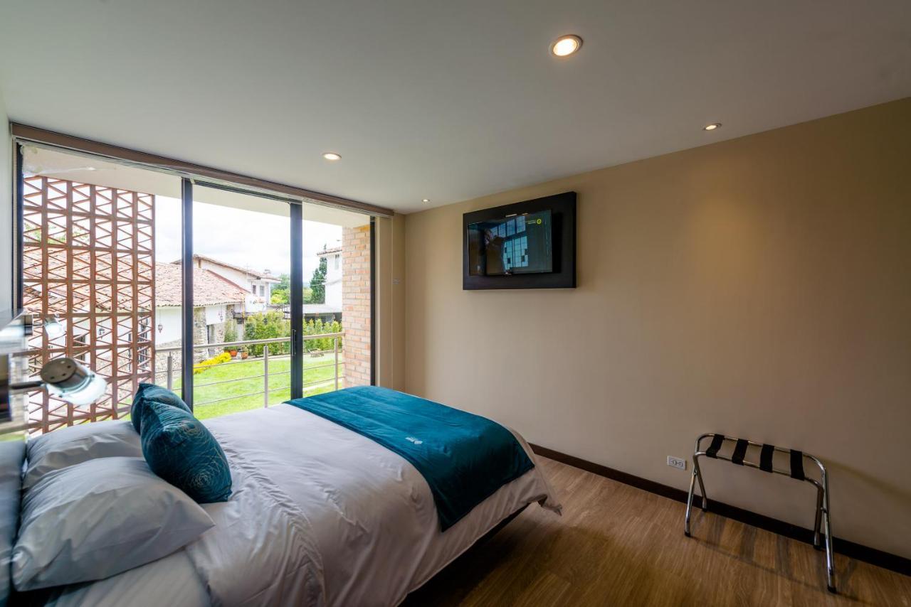 Venue Batan Hotel&Suites Куэнка Экстерьер фото