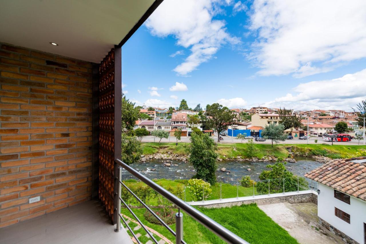 Hotel & Suites En Cuenca, Venue Batan Куэнка Экстерьер фото