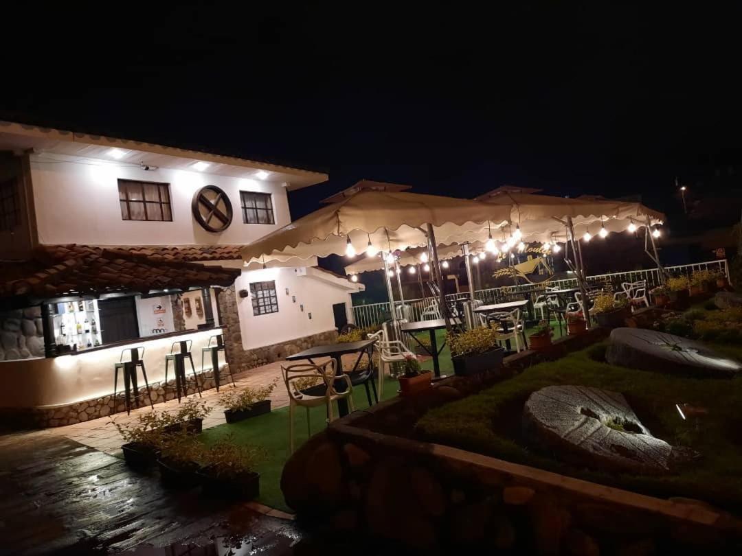 Venue Batan Hotel&Suites Куэнка Экстерьер фото